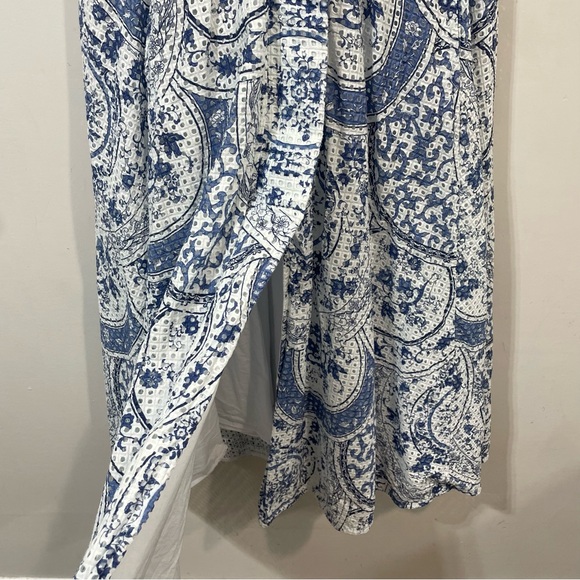 Tuckernuck China Blue Porcelain Eyelet Cotton Button Front Midi Dress Size S - Picture 11 of 15